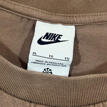 Load image into Gallery viewer, NIKE Classic Mini Centre Logo Graphic Heavy Cotton Oversized Fit T-Shirt
