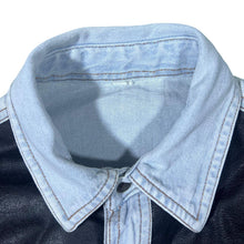 Load image into Gallery viewer, Vintage Cowboy Western Light Blue Denim Popper Long Sleeve Shirt
