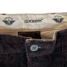 Load image into Gallery viewer, Vintage DOCKERS Classic Brown Corduroy Cord Straight Leg Trousers
