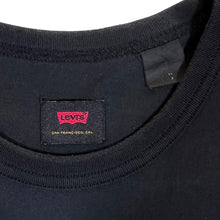 Load image into Gallery viewer, LEVI&#39;S Classic Mini Black Tab Logo Short Sleeve Black T-Shirt
