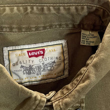 Load image into Gallery viewer, Vintage Levi&#39;s Khaki Green Long Sleeve Button-Up Heavy Cotton Shirt
