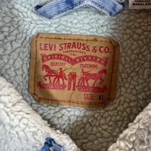 Load image into Gallery viewer, LEVI&#39;S Classic Red Tab Sherpa Fleece Lined Trucker Blue Denim Jacket
