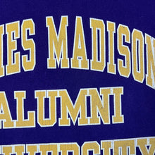 Load image into Gallery viewer, Jansport JAMES MADISON ALUMNI UNIVERSITY College Spellout Graphic Purple T-Shirt
