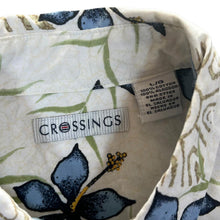 Load image into Gallery viewer, Vintage Crossings Floral Hawaiian Patterned Short Sleeve Cotton Button-Up Shirt
