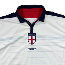Load image into Gallery viewer, Vintage UMBRO ENGLAND 2003/2005 Football Embroidered Emblem Reversible Football Shirt Jersey
