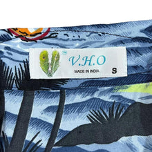 Load image into Gallery viewer, V.H.O Made In India Tropical Hawaiian Festival Patterned Short Sleeve Polyester Shirt
