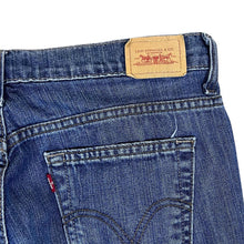 Load image into Gallery viewer, LEVI&#39;S 515 &quot;Bootcut&quot; Classic Blue Denim Jeans
