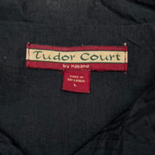 Load image into Gallery viewer, Vintage 90’s TUDOR COURT Classic Essential Popper Button Shell Windbreaker Jacket

