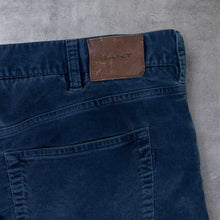 Load image into Gallery viewer, GANT "Regular" Classic Dark Blue Corduroy Cord Trousers
