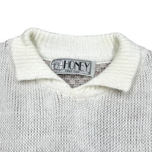 Load image into Gallery viewer, Vintage 90&#39;s HONEY &quot;Country Life&quot; Embroidered Golf Spellout Acrylic Nylon Knit Collared Sweater Jumper
