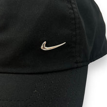 Load image into Gallery viewer, NIKE Classic Basic Mini Metallic Swoosh Logo Baseball Cap
