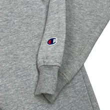 Load image into Gallery viewer, CHAMPION Classic Basic Embroidered Mini Logo Pullover Hoodie
