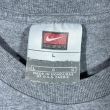 Load image into Gallery viewer, Vintage Nike Team MLB Detroit Tigers Baseball Graphic Grey Cotton T-Shirt

