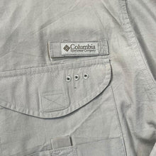 Load image into Gallery viewer, Vintage COLUMBIA SPORTSWEAR &quot;PFG&quot; Beige Cream Fishing Gear Outdoor Long Sleeve Shirt
