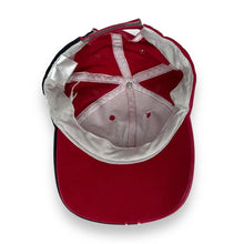 Load image into Gallery viewer, Early 00’s CANADA Colour Block Embroidered Souvenir Spellout Baseball Cap
