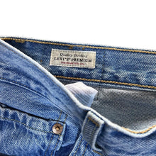 Load image into Gallery viewer, LEVI&#39;S 501 Classic remium Slim Fit Blue Denim Jeans
