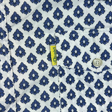 Load image into Gallery viewer, Vintage Les Olivades Made In Provence Patterned Western Long Sleeve Button-Up Shirt
