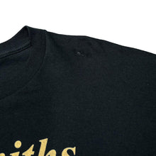 Load image into Gallery viewer, THE SMITHS &quot;Shoplifters Of The World Unite&quot; Elvis Presley Graphic Indie Pop Rock Band T-Shirt
