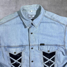 Load image into Gallery viewer, Vintage Arizona Cowboy Western Faded Blue Denim Lace Panel Popper Long Sleeve Shirt
