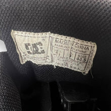 Load image into Gallery viewer, DC SHOES CO. Classic Black Embroidered Logo Skater Skateboard Sneakers Trainers Shoes
