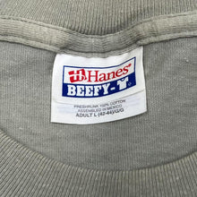 Load image into Gallery viewer, Early 00&#39;s Hanes YOSEMITE NATIONAL PARK Black Bear Animal Nature Wildlife Souvenir Spellout Graphic T-Shirt
