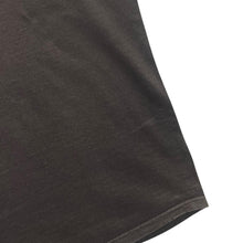 Load image into Gallery viewer, Fiddler&#39;s Elbow Wychwood Brewery Beer Promo Graphic Grey Brown T-Shirt
