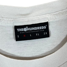 Load image into Gallery viewer, THE HUNDREDS Skater Streetwear Logo Graphic White Short Sleeve T-Shirt
