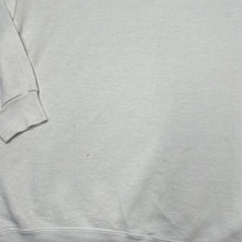 Load image into Gallery viewer, Vintage 90&#39;s LEE HEAVYWEIGHT Classic Basic Blank White Crewneck Sweatshirt
