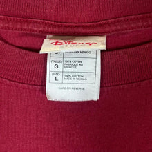 Load image into Gallery viewer, Early 00&#39;s DISNEY STORE &quot;Totally Quacked!&quot; Donald Duck Graphic Short Sleeve Red T-Shirt
