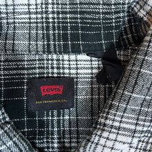 Load image into Gallery viewer, LEVI&#39;S Red Tab Black White Plaid Check Zip Flannel Over Shirt
