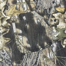 Load image into Gallery viewer, Early 00&#39;s COLUMBIA SPORTSWEAR Mossy Oak Camo Camouflage Pattern Short Sleeve Cotton Shirt
