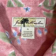 Load image into Gallery viewer, Vintage JOE MARLIN Hawaiian Floral Patterned Cotton Rayon Short Sleeve Shirt
