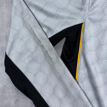 Load image into Gallery viewer, Castore Wolverhampton Wanderers Wolves 2022-23 Football Long Sleeve Training Top Jersey
