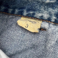 Load image into Gallery viewer, Vintage 90’s Dalton Acid Washed Blue Denim Cropped Dungarees

