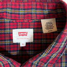 Load image into Gallery viewer, LEVI&#39;S Classic Tartan Plaid Check Cotton Long Sleeve Button-Up Shirt
