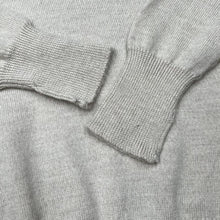 Load image into Gallery viewer, Vintage CAMERON Made In Scotland Pure New Wool V-Neck Knit Sweater Jumper

