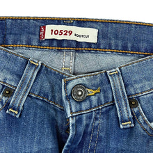 Load image into Gallery viewer, LEVI&#39;S 10529 Bootcut Classic Blue Denim Jeans
