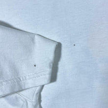 Load image into Gallery viewer, Hard Rock Cafe "Cincinnati" Souvenir Logo Spellout Graphic White T-Shirt
