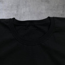 Load image into Gallery viewer, Motorcycle Maniacs (1995) Gothic Biker Skull Spellout Graphic Black T-Shirt
