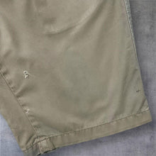 Load image into Gallery viewer, Carhartt "Presenter Bermuda" Classic Beige Skater Chino Shorts
