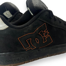 Load image into Gallery viewer, DC SHOES CO. Classic Black Embroidered Logo Skater Skateboard Sneakers Trainers Shoes
