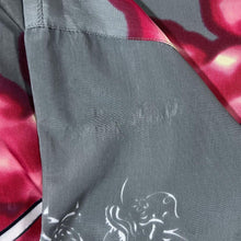 Load image into Gallery viewer, Early 00's Hundred Continent Manga Anime Y2K Samurai Graphic Grey Shirt
