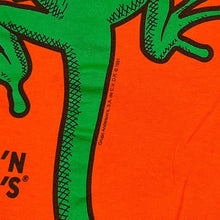 Load image into Gallery viewer, Vintage CARLOS ‘N CHARLIE’S COZUMEL Mexico Gecko Souvenir Spellout Graphic T-Shirt
