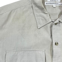 Load image into Gallery viewer, Vintage COLUMBIA SPORTSWEAR Classic Grey Micro Check Short Sleeve Rayon Polyester Outdoor Shirt
