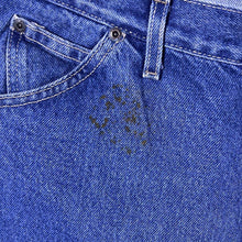 Load image into Gallery viewer, Early 00's Dickies "Relaxed Fit" Skater Workwear Blue Denim Shorts
