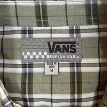 Load image into Gallery viewer, Early 00&#39;s VANS Off The Wall Skater Plaid Check Short Sleeve Cotton Blend Shirt
