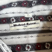 Load image into Gallery viewer, Vintage Weekend Retreat Floral Patterned Striped Long Sleeve Cotton Shirt
