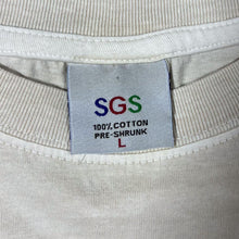 Load image into Gallery viewer, Vintage St. Kitts, W.I. Lizard Repitle Surfing Souvenir Graphic Cream T-Shirt
