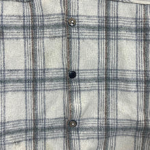 Load image into Gallery viewer, Vintage 90&#39;s Classic Lumberjack Plaid Check Long Sleeve Flannel Shirt
