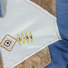 Load image into Gallery viewer, Vintage 90's OSCAR WASHINGTON Cowboy Western Style Long Sleeve Blue Denim Shirt
